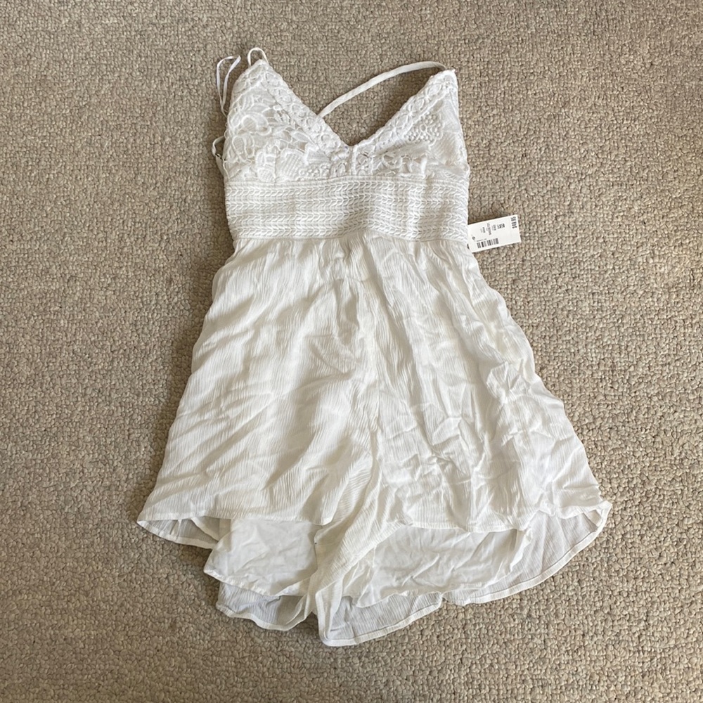 XS White One Piece Romper Blouse Aeropostale Brand New with Tag